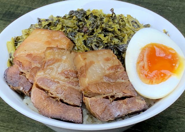 台湾風〜豚の角煮丼　ルーローファン