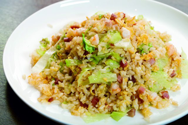 叉焼と小海老とレタスの炒飯