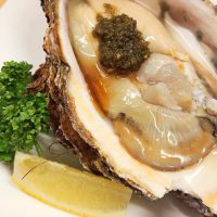 日本海の夏の食材！岩牡蠣！